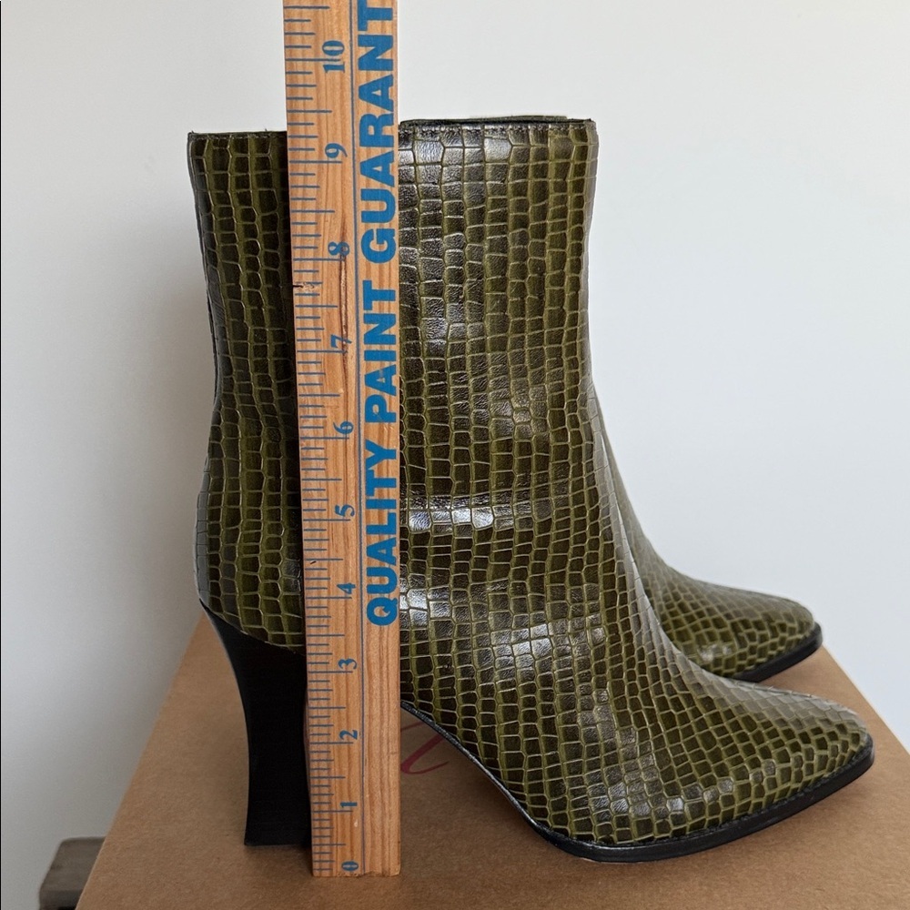 Matisse ECLAIR Green Leather Crocodile-Embossed Heeled Bootie 8.5‎ M - Picture 15 of 15